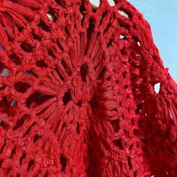 Chico’s Red Crochet Fringe Top Boho Festival Vacation Knit Blouse Size 0 Small - Picture 10 of 11